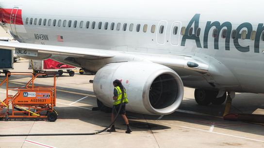 Maryland Raises Minimum Wage to $18 an Hour for BWI Airport Contract Workers, Plans Expanded Benefits in 2027 (Featured)